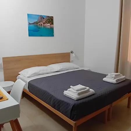 Inn Eliseo's Triei